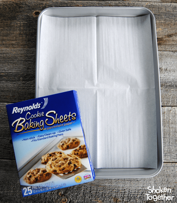 NEW) Reynolds Cookie Baking Sheets Parchment Paper 8 Precut Sheets 12 x  16